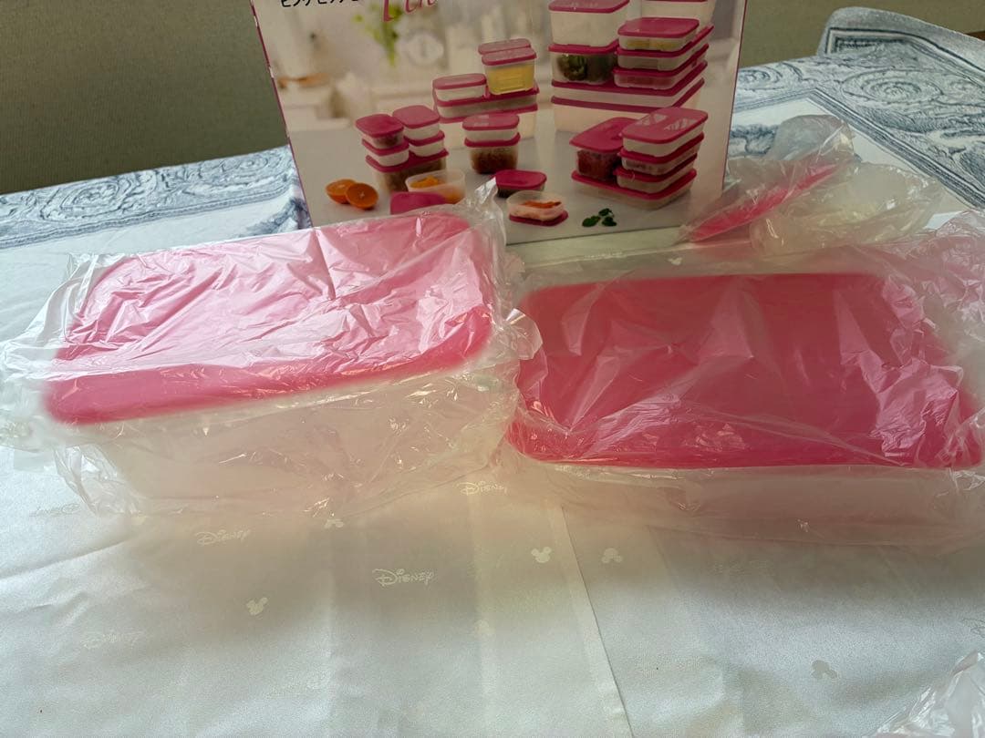 Tupperwareフリーザーメイト8点セット