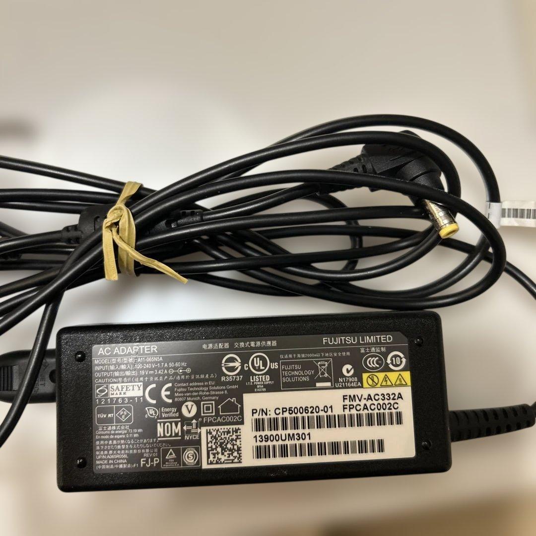 FUJITSU ノートパソコン　セット