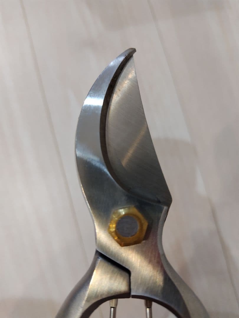 外山刃物　宗家秀久剪定鋏 YP-200 ステンレス製 曲線刃 付属品あり