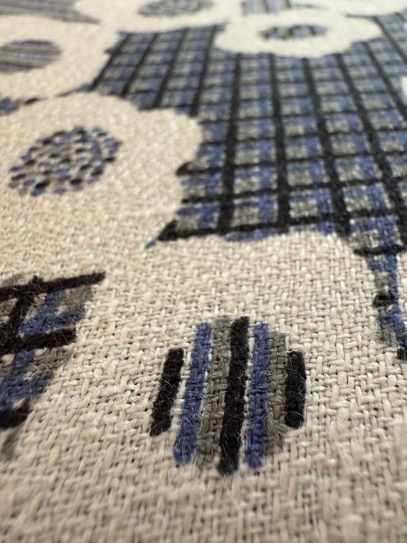 花柄　ミナペルホネン　スツール　イス　椅子　オットマン　家具　インテリア　新品