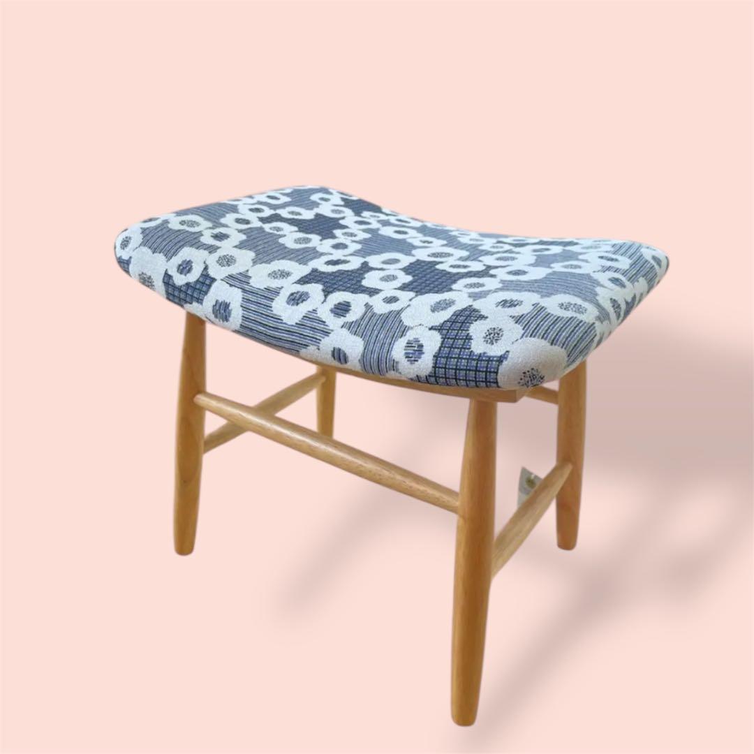 花柄　ミナペルホネン　スツール　イス　椅子　オットマン　家具　インテリア　新品