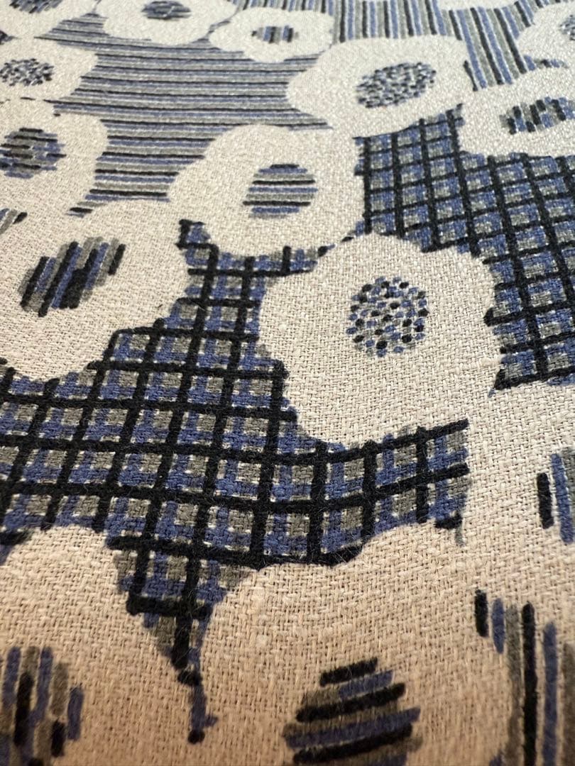 花柄　ミナペルホネン　スツール　イス　椅子　オットマン　家具　インテリア　新品