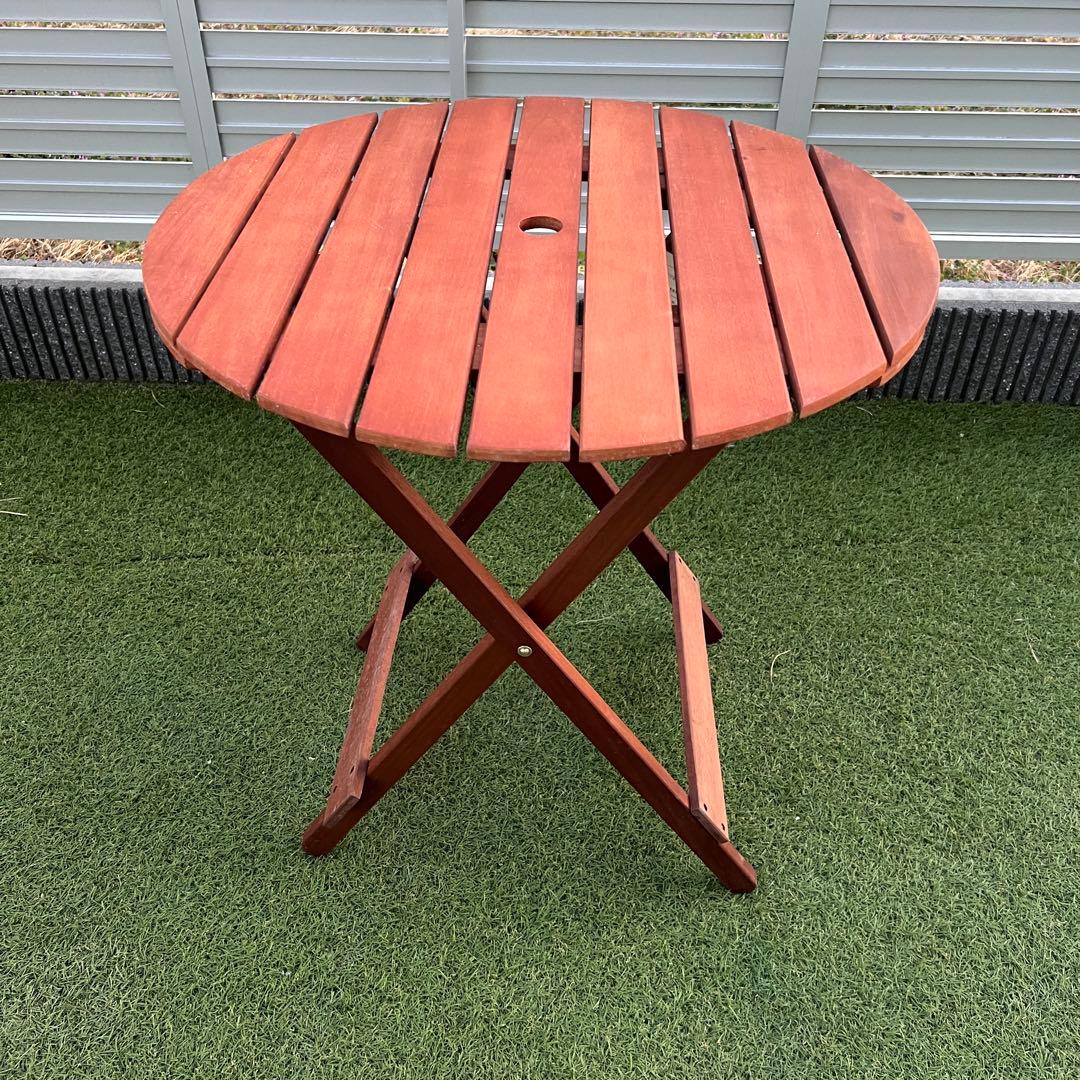 【最終値下げ】【新品】ガーデンテーブル　丸型 ウッドテーブル ガーデンパラソル