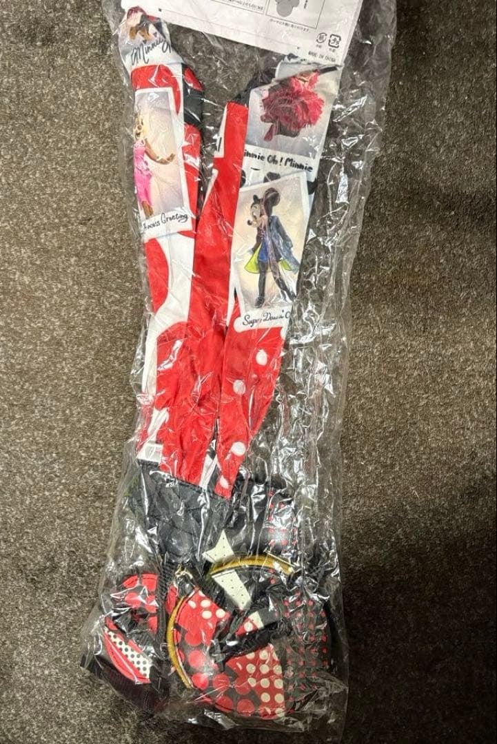 ディズニー　ベリミニ　実写　カメラストラップ