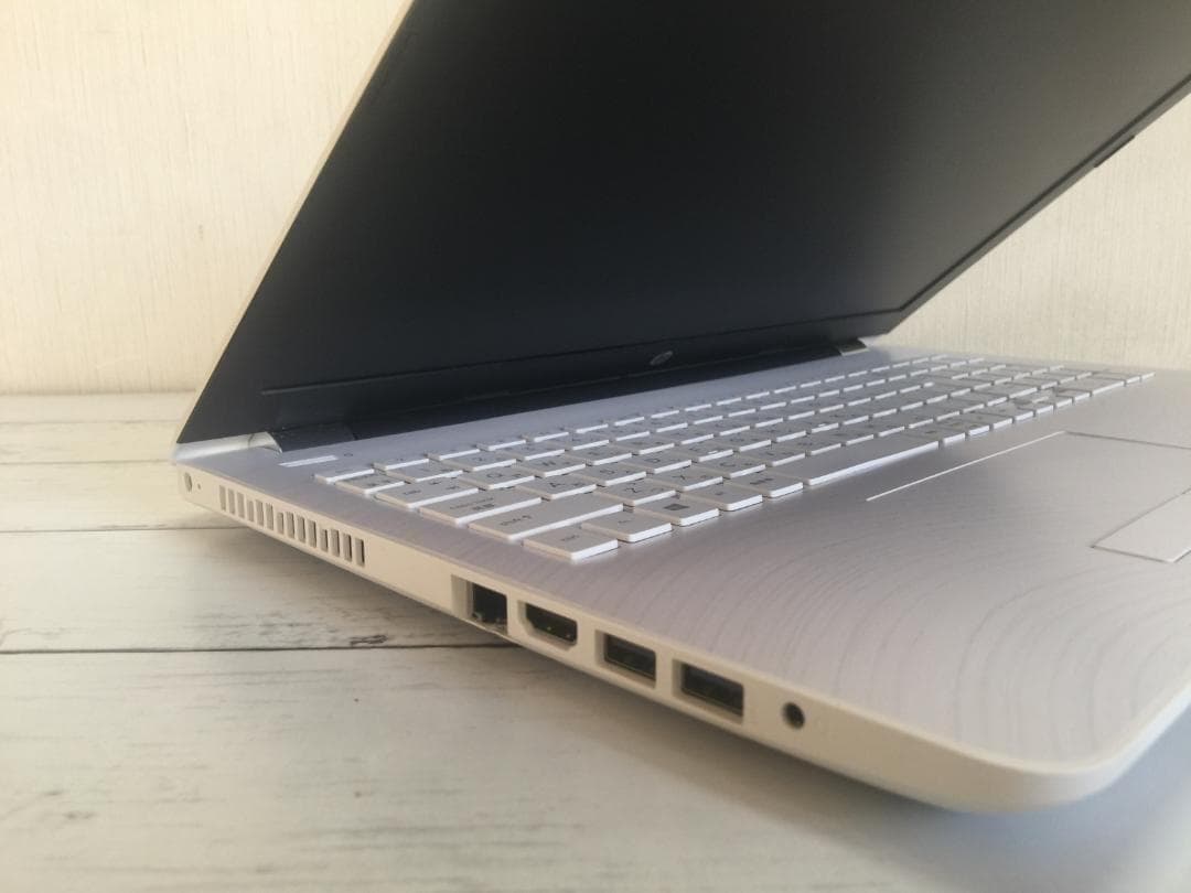 HP 15-bs005TU 15.6型フルHDTFT液晶 フルサイズノートPC