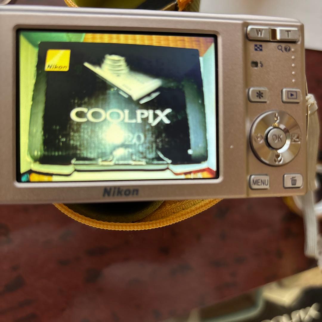 Nikon COOLPIX S520 ピンクゴールド デジカメ デジタルカメラ