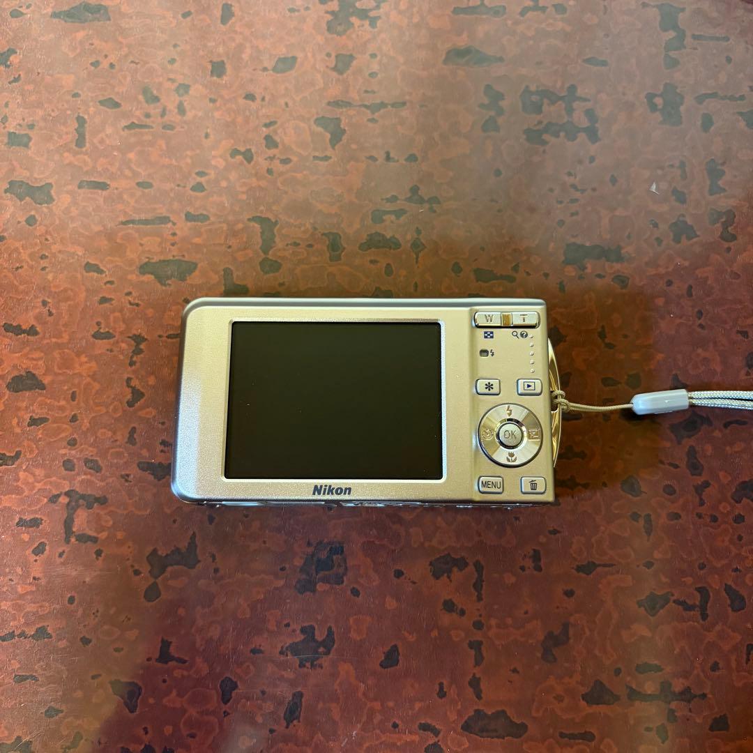 Nikon COOLPIX S520 ピンクゴールド デジカメ デジタルカメラ