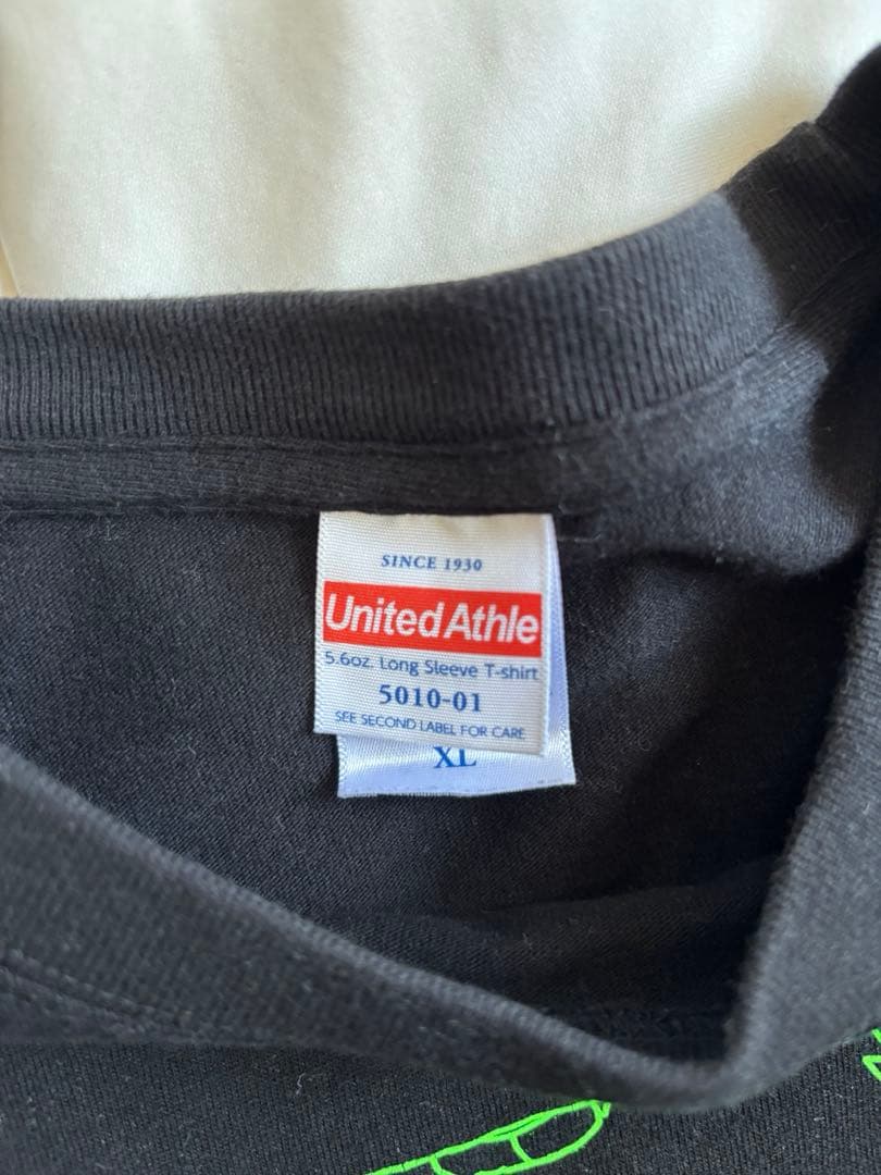 NEE 君とロンT前夜 不革命前夜 ロンT XL