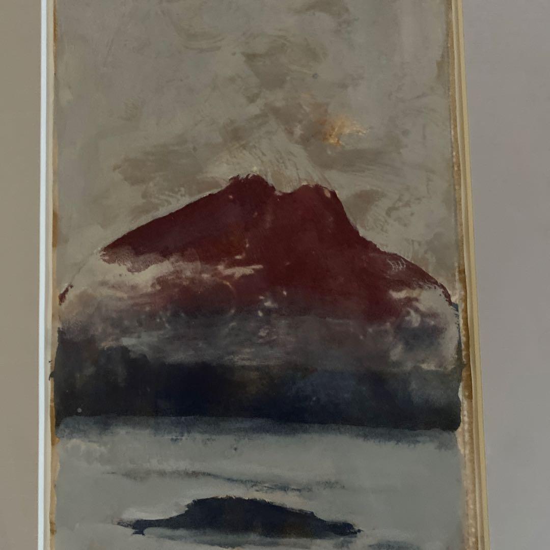 シルク　S.H 赤富士早朝の富士山です