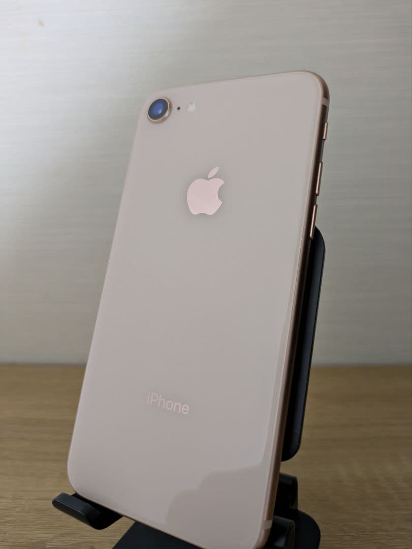 iPhone8 バッテリー100％ SIMフリー