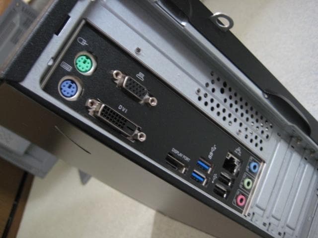 ☆UNITCOM Core i3 6100 4GB 1TB Win10