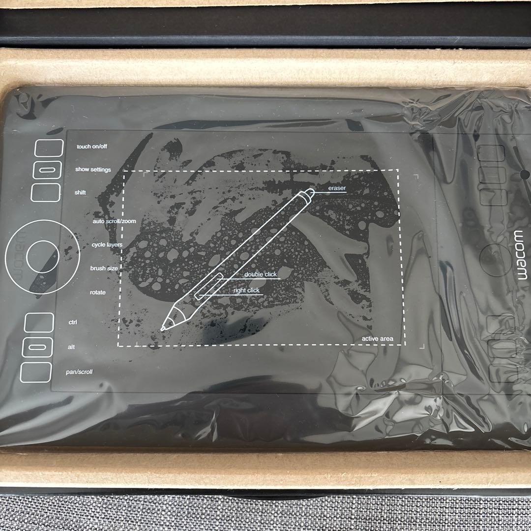 【Wacom Intuos Pro/クリエイティブペンタブレット本体】