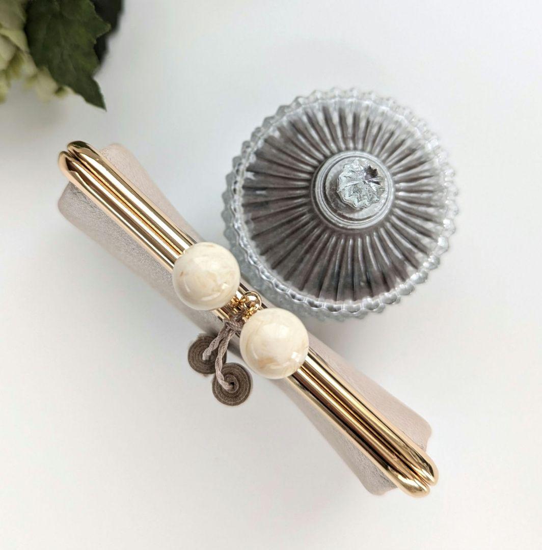 215　クリームゴールドラメのお財布　ミドルウォレット　本革