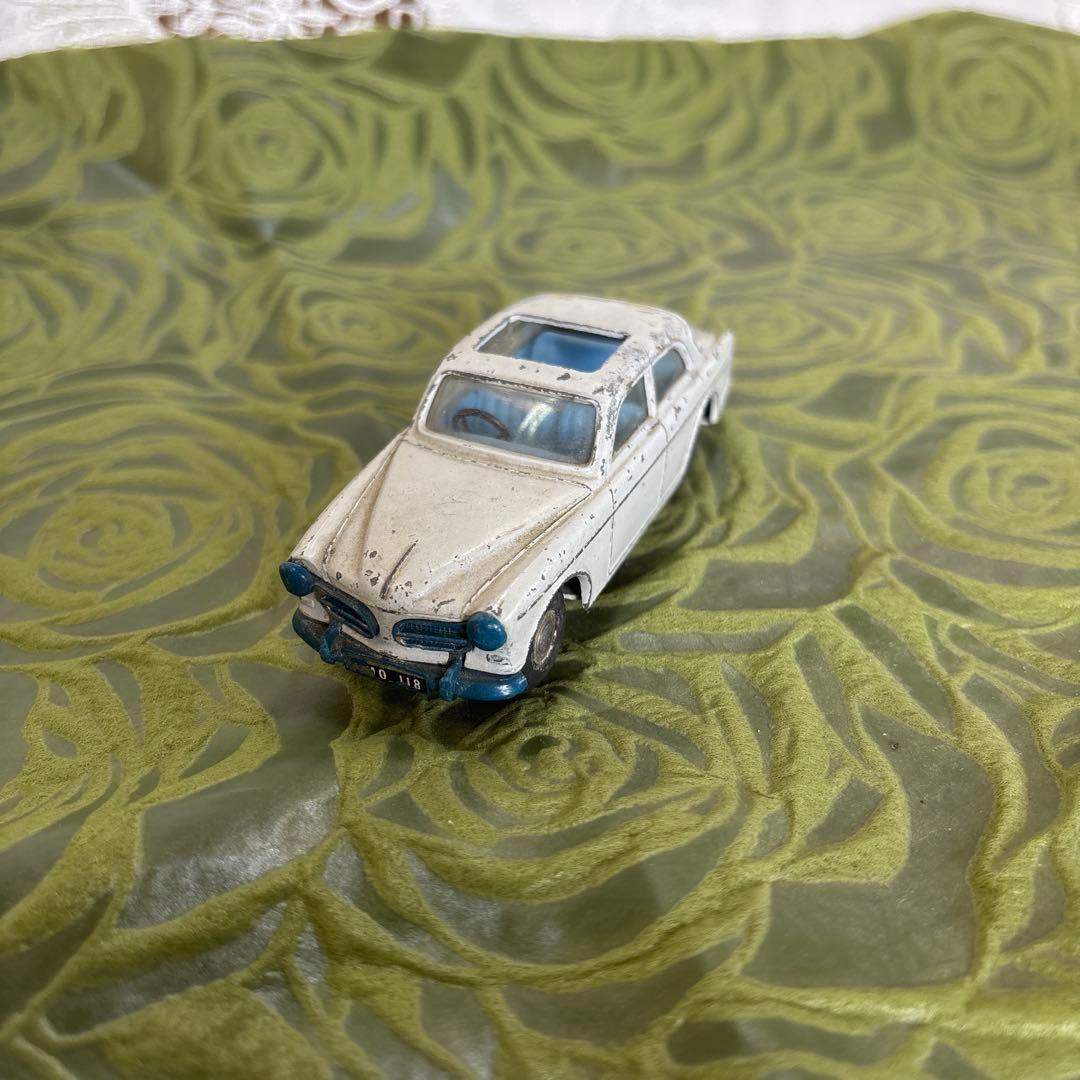 ジャンク　DinkyToysヴィンテージミニカー　Volvo 122S