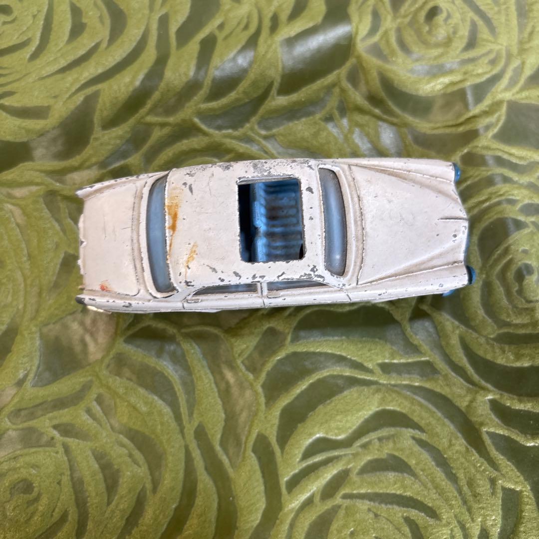 ジャンク　DinkyToysヴィンテージミニカー　Volvo 122S