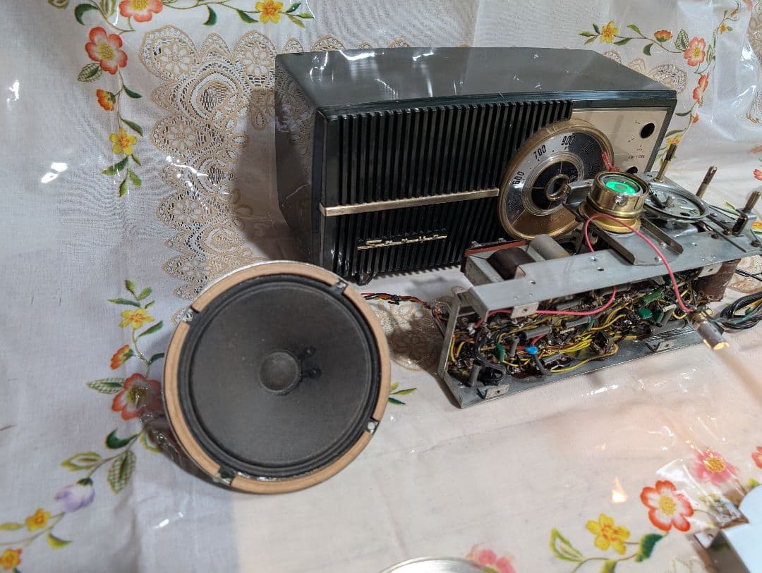 サンヨーSS-70 真空管ラジオ　bluetooth付昭和レトロマイラジオ