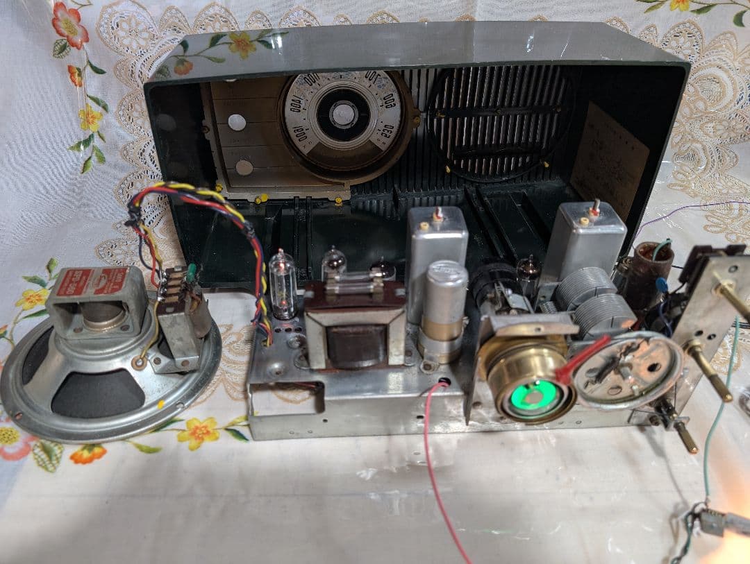 サンヨーSS-70 真空管ラジオ　bluetooth付昭和レトロマイラジオ