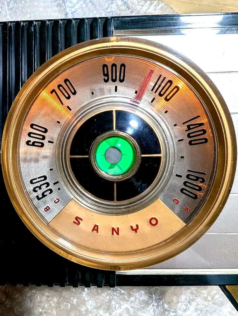 サンヨーSS-70 真空管ラジオ　bluetooth付昭和レトロマイラジオ