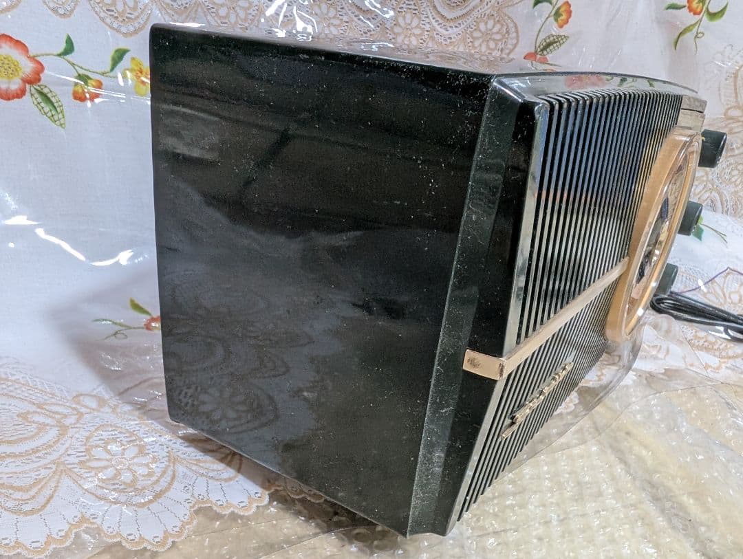 サンヨーSS-70 真空管ラジオ　bluetooth付昭和レトロマイラジオ