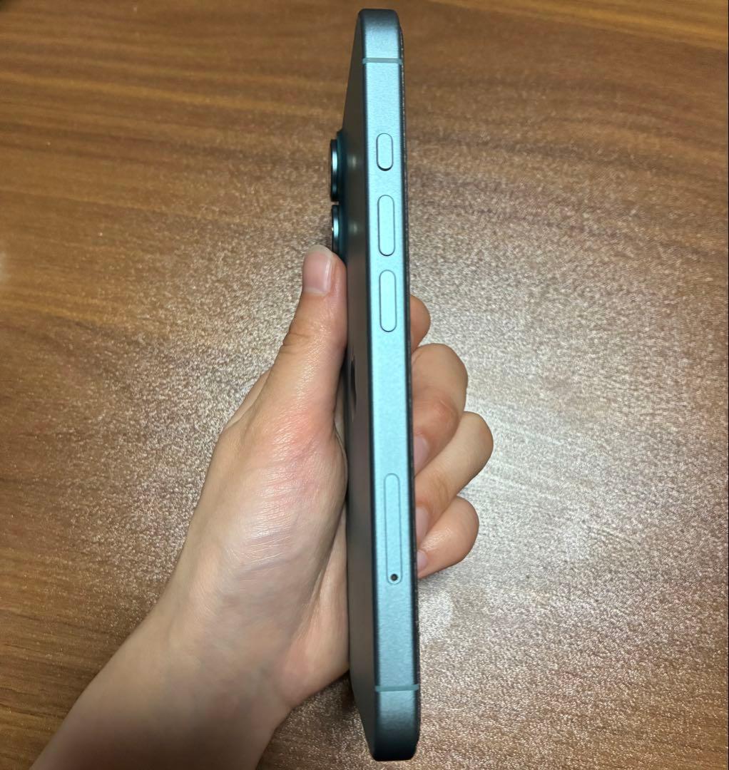美品 iPhone16 128GB バッテリー100% SIMフリー ティール