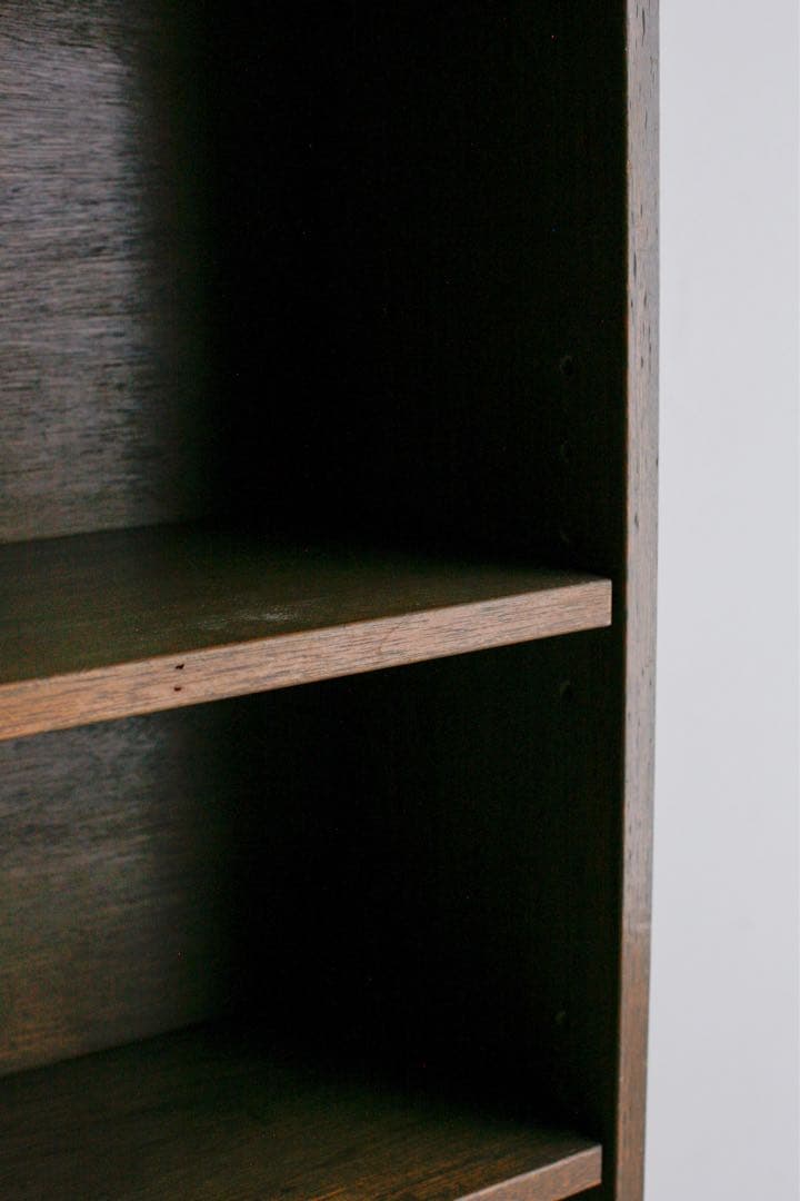 本棚　収納棚　ブックシェルフ キャビネット　ラワン材 古家具　アンティーク家具