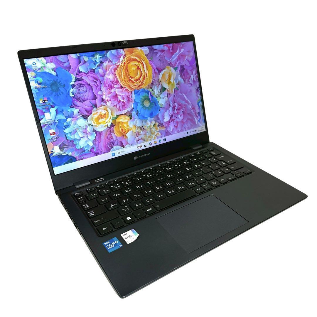 【美品】東芝　2022年製 16GB SSD256GB ノートパソコン 824