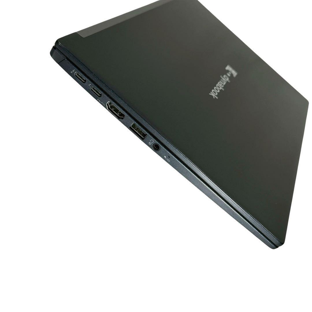 【美品】東芝　2022年製 16GB SSD256GB ノートパソコン 824