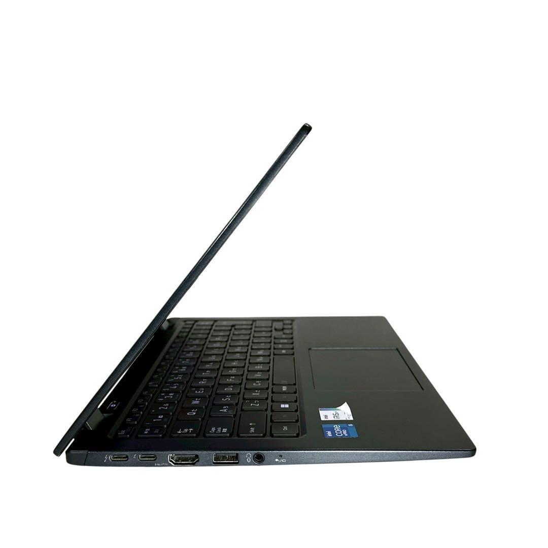 【美品】東芝　2022年製 16GB SSD256GB ノートパソコン 824