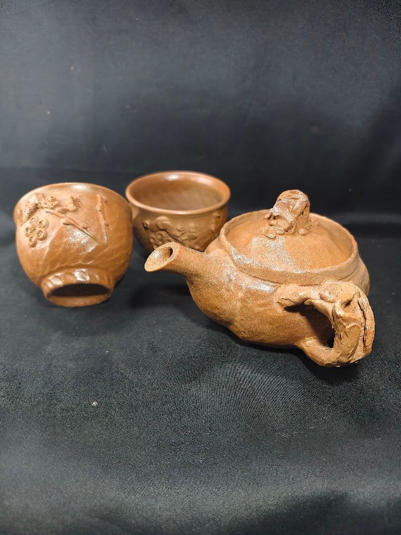 茶道具 田嶋萬古焼 勝三窯 田嶋勝三作 手捻蛙飾梅花文 横手急須+湯のみ 未使用