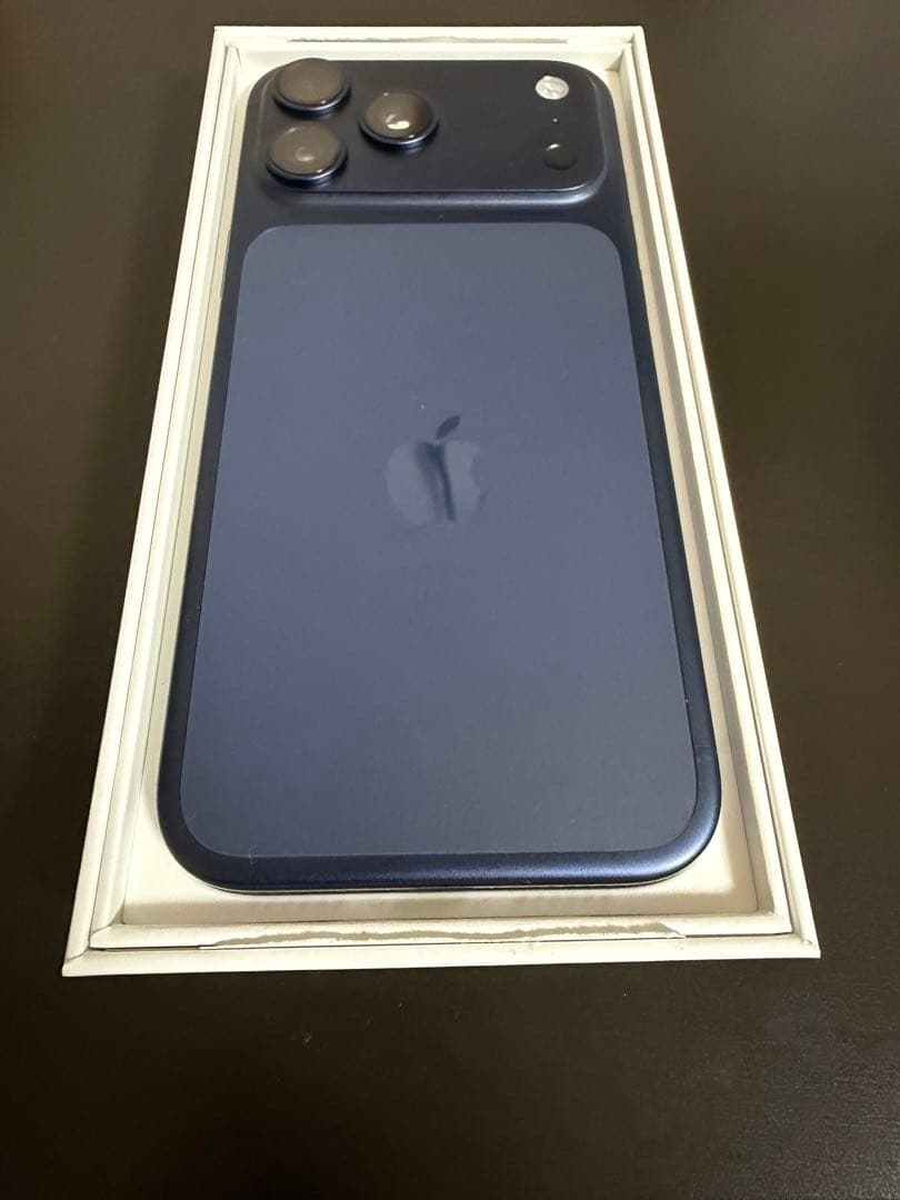 Apple iPhone 17pro max 本体