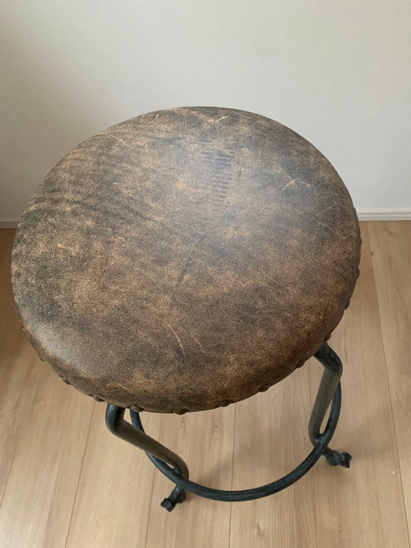 アンティーク調　スツール