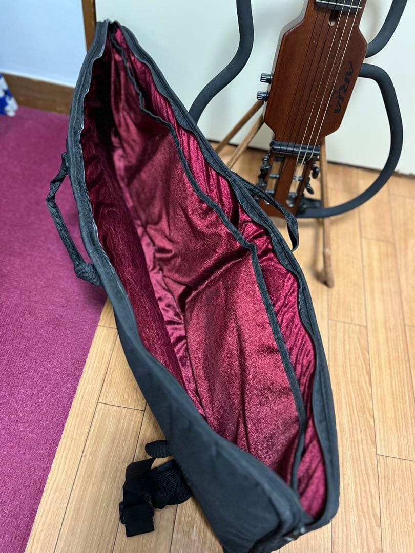 ARIA Sinsonido Guitar サイレントエレガット　レフティー