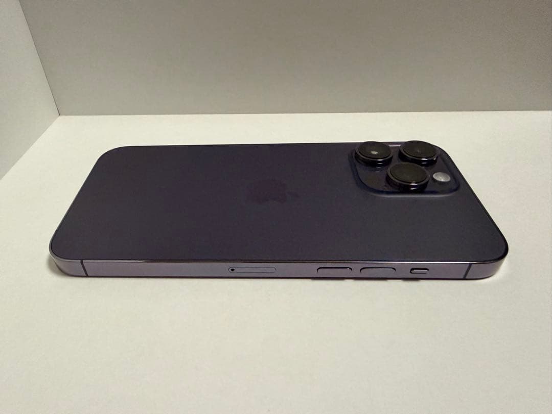 iPhone 14 Pro Max 256GBディープパープル