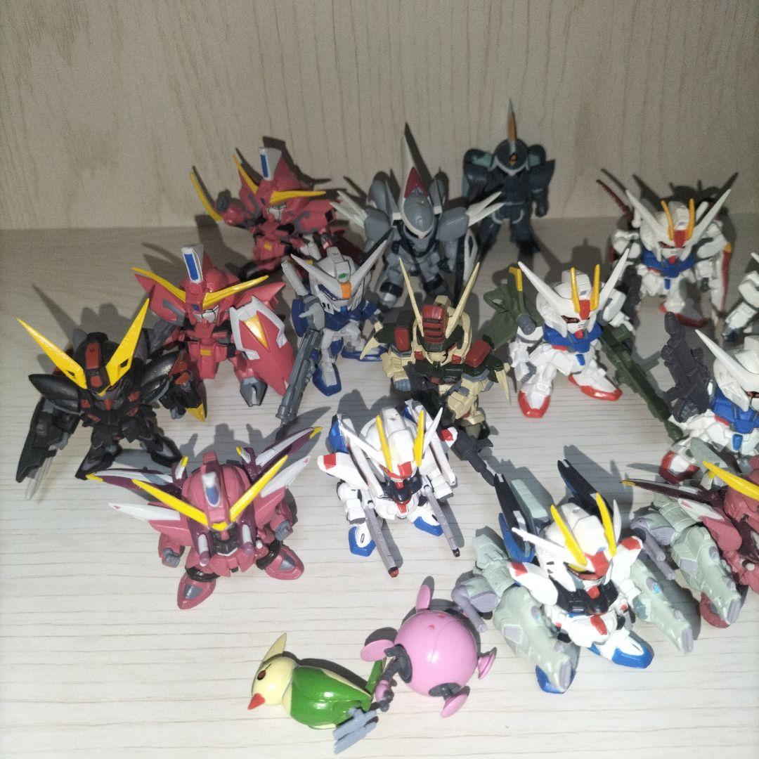 超希少！ガンダムSEEDミニフィギュアキーホルダーセット28体 キーホルダー無し