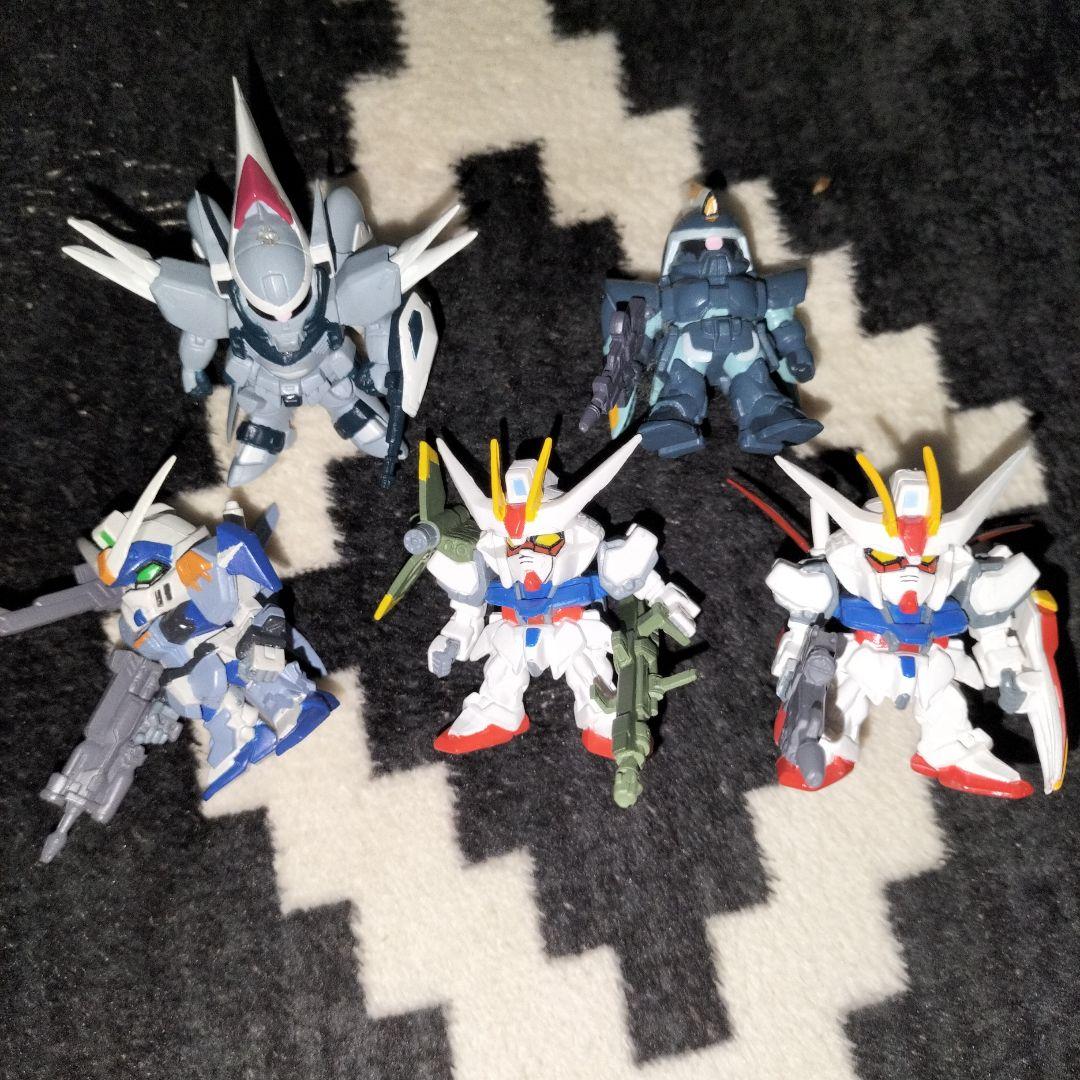 超希少！ガンダムSEEDミニフィギュアキーホルダーセット28体 キーホルダー無し