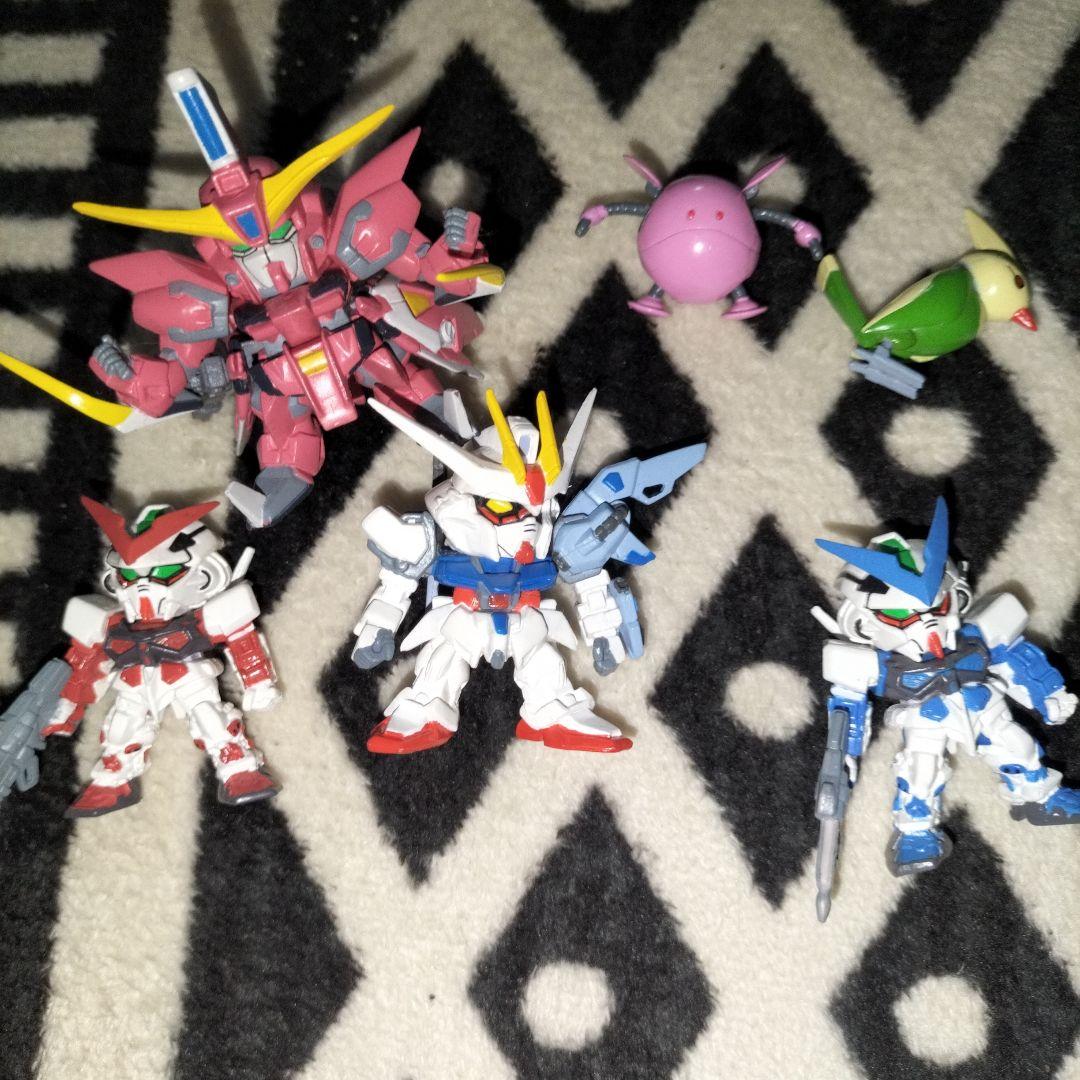 超希少！ガンダムSEEDミニフィギュアキーホルダーセット28体 キーホルダー無し