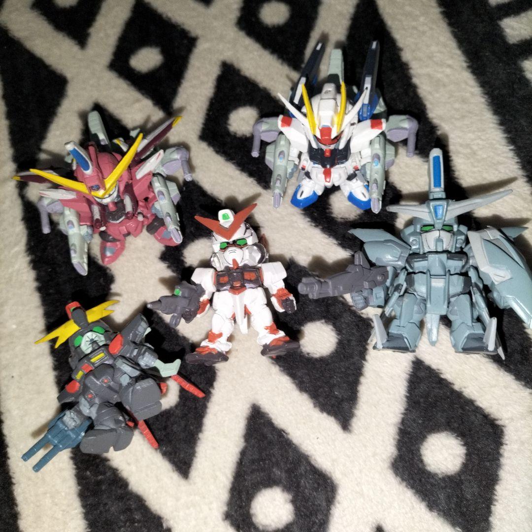 超希少！ガンダムSEEDミニフィギュアキーホルダーセット28体 キーホルダー無し