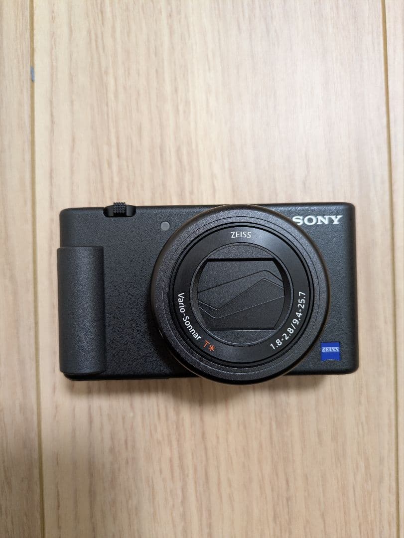 美品！★SONY (ソニー) VLOGCAM ZV-1　ブラック　おまけ付き