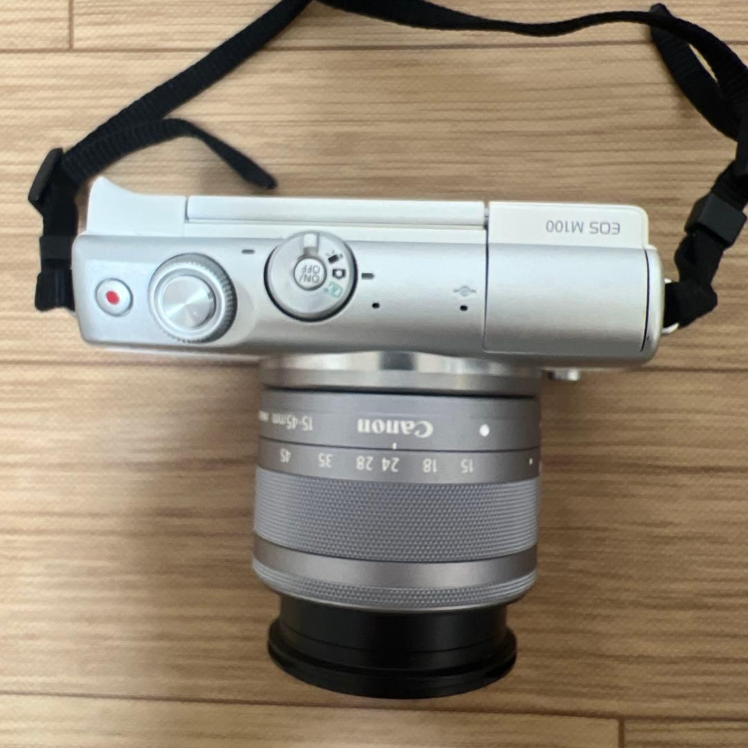 Canon EOS M10 ダブルズームキット 動作確認済