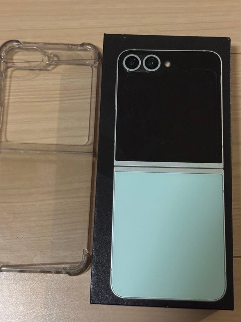 GALAXY flip6 本体　256GB