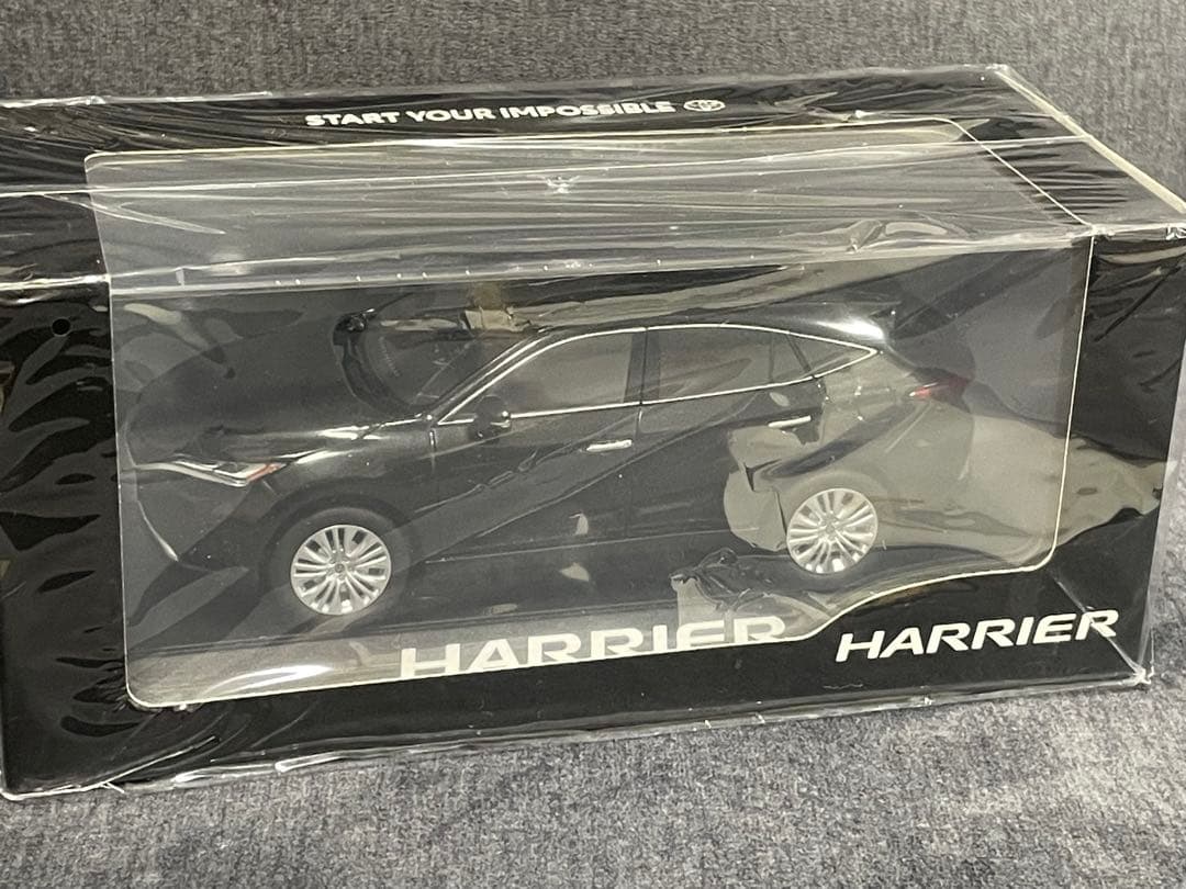 ハリアー80 ブラック 219 1/30 トヨタ カラーサンプル