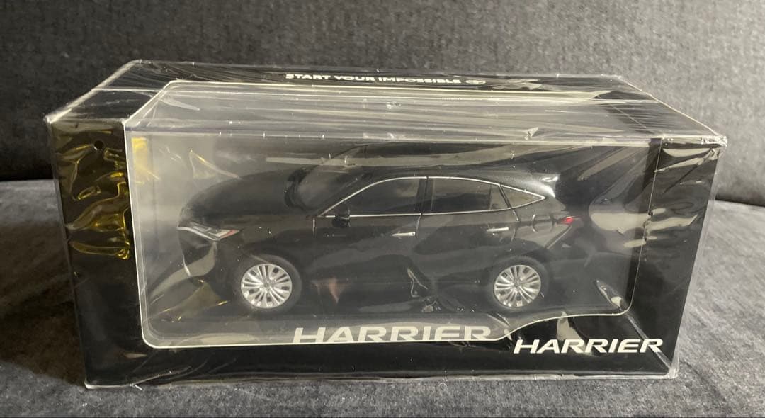 ハリアー80 ブラック 219 1/30 トヨタ カラーサンプル