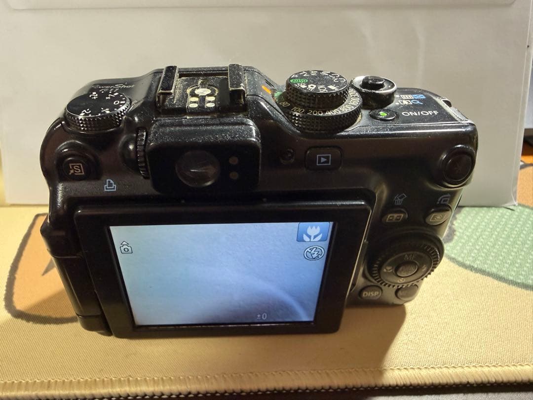 緋*様 【ジャンク扱い】Canon PowerShot G11 コンパクトデジタ