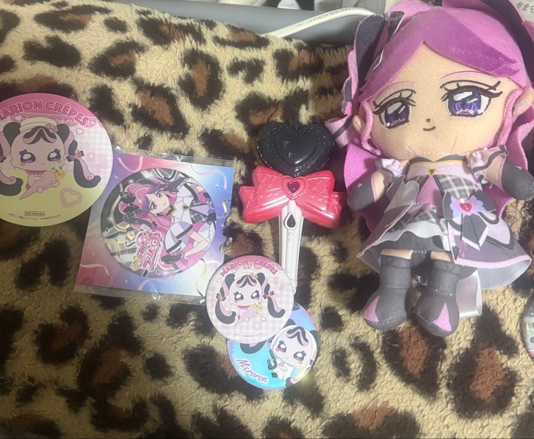 Cure Kiss 缶バッジとキーホルダーセット