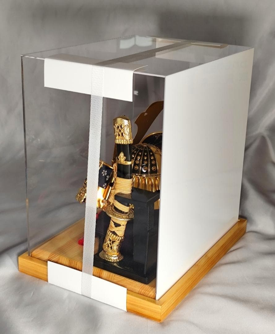 《新品》人形屋ホンポ 五月人形 黒大鍬 h075-aaa-y5-1-b