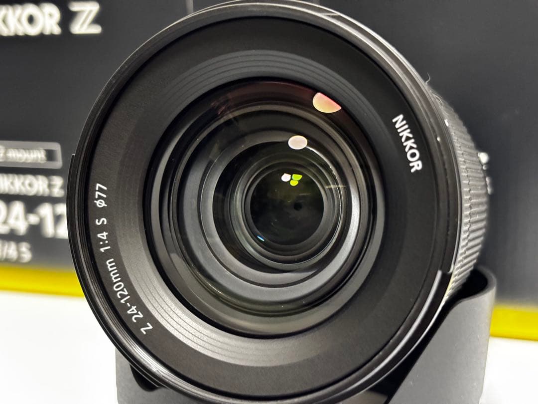 NIKKOR Z 24-120mm f/4 Sライン　Zマウント