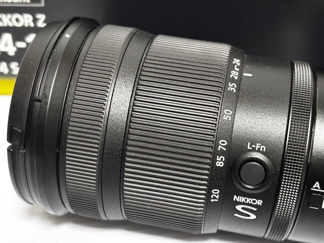 NIKKOR Z 24-120mm f/4 Sライン　Zマウント