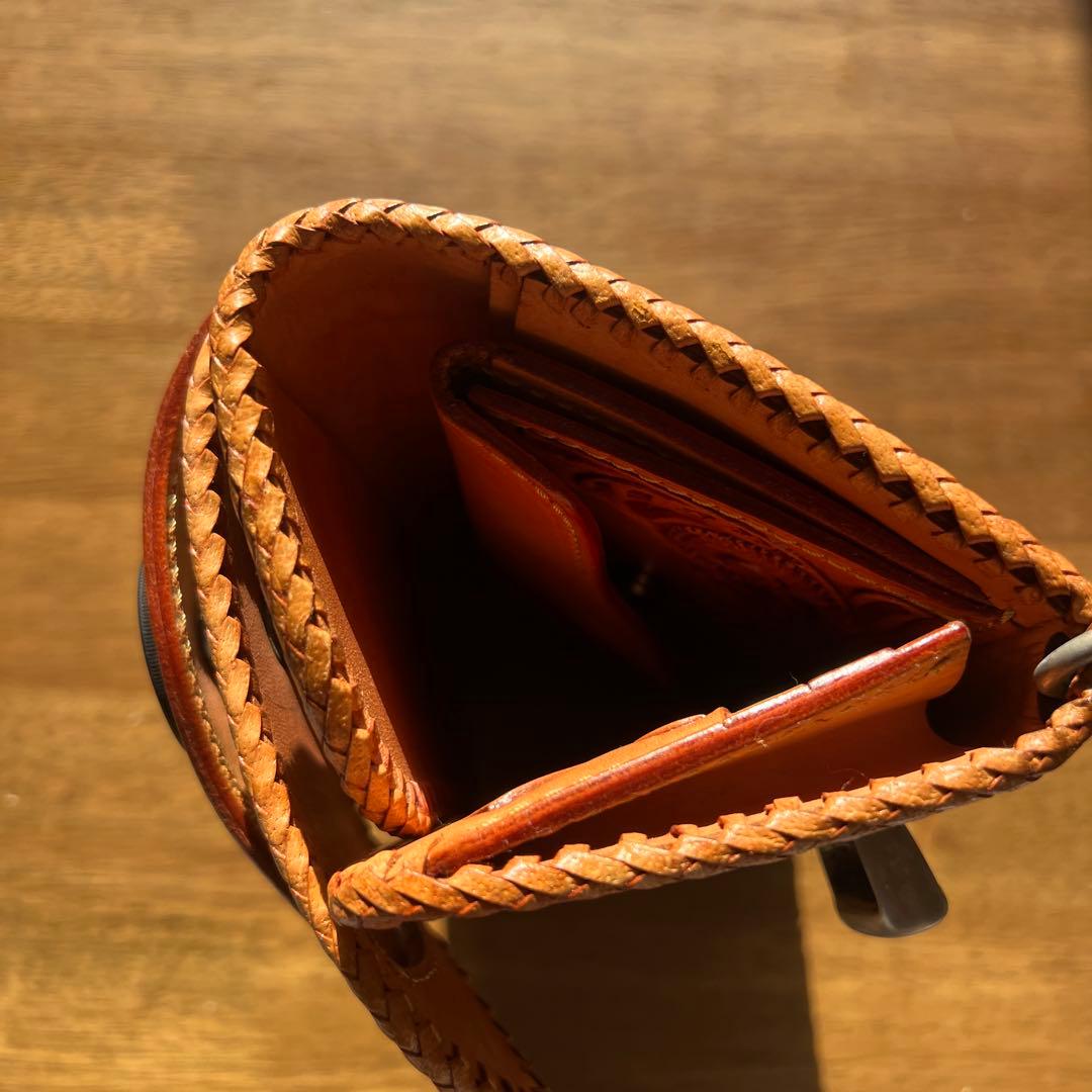 手彫りレザー 長財布 付き