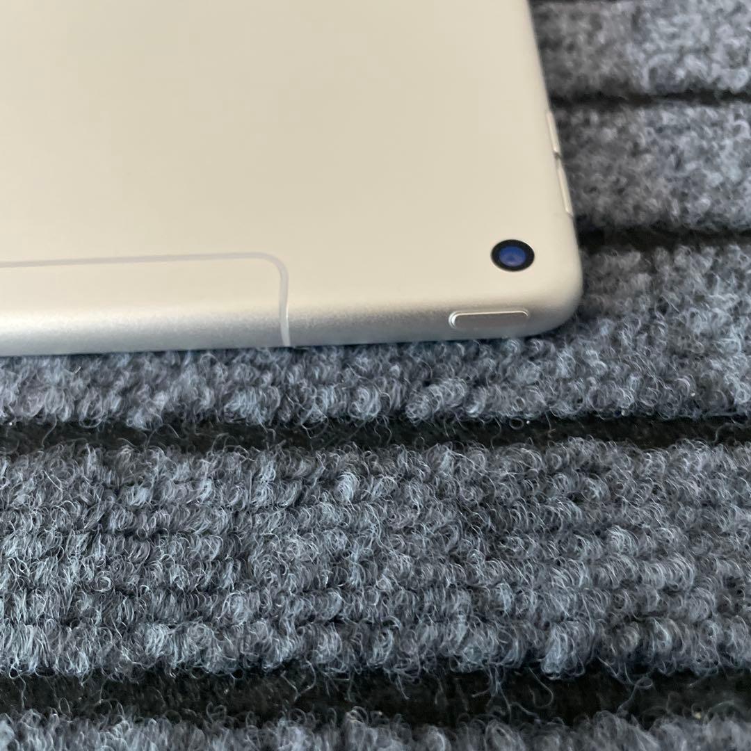 41 iPad Air3 64GB SIMフリーモデル シルバー