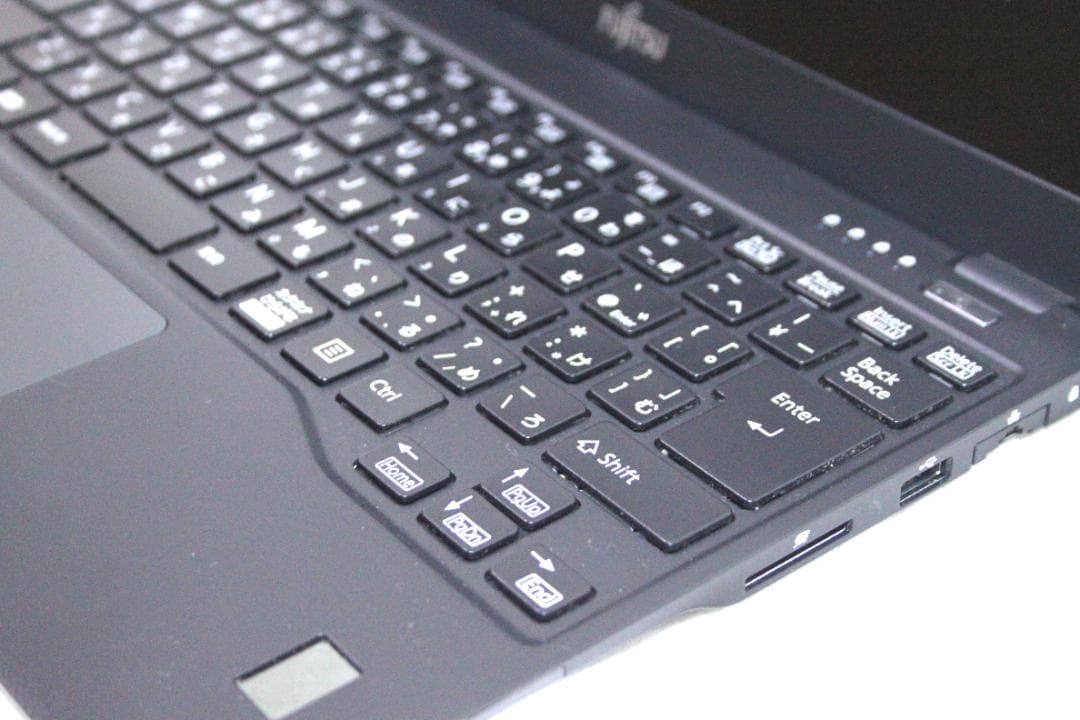 FUJITSU LIFEBOOK U9310E i5-10th カメラ i82